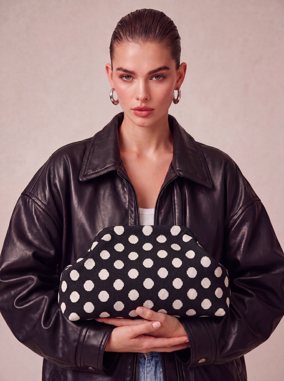 CITY GIRL POUCH POLKADOT - BLACK