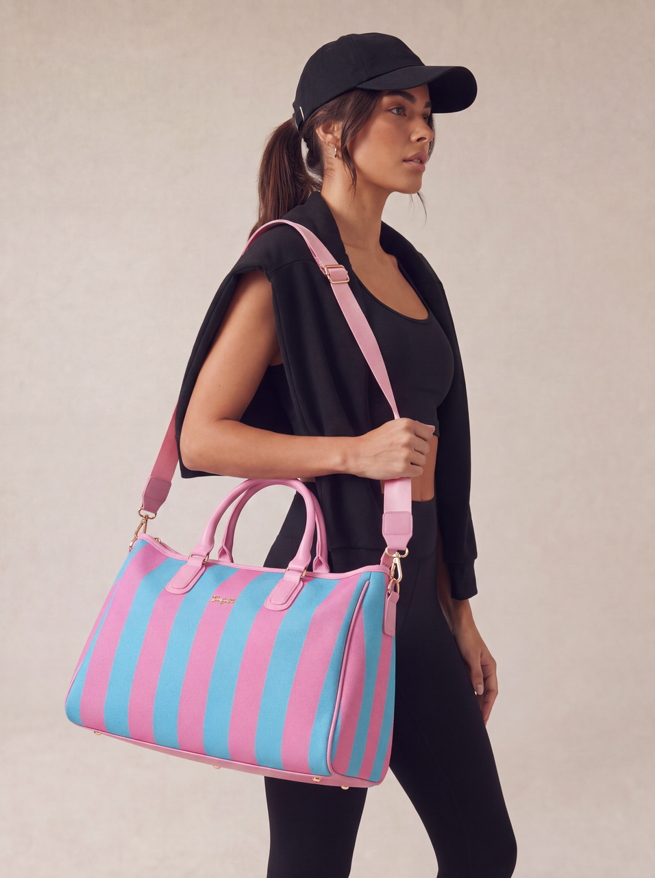 CITY GIRL TRAVEL BAG - BUBBLEGUM