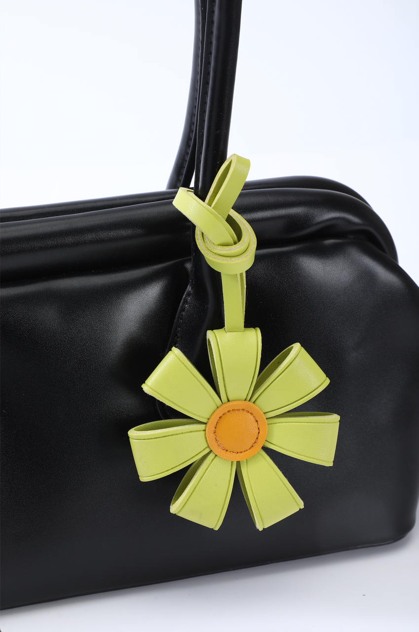 FLOWER CHARM - PINK