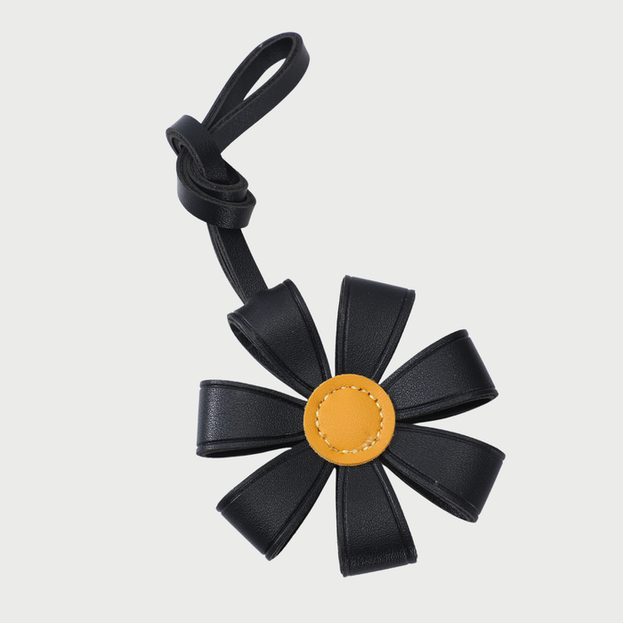 FLOWER CHARM - BLACK